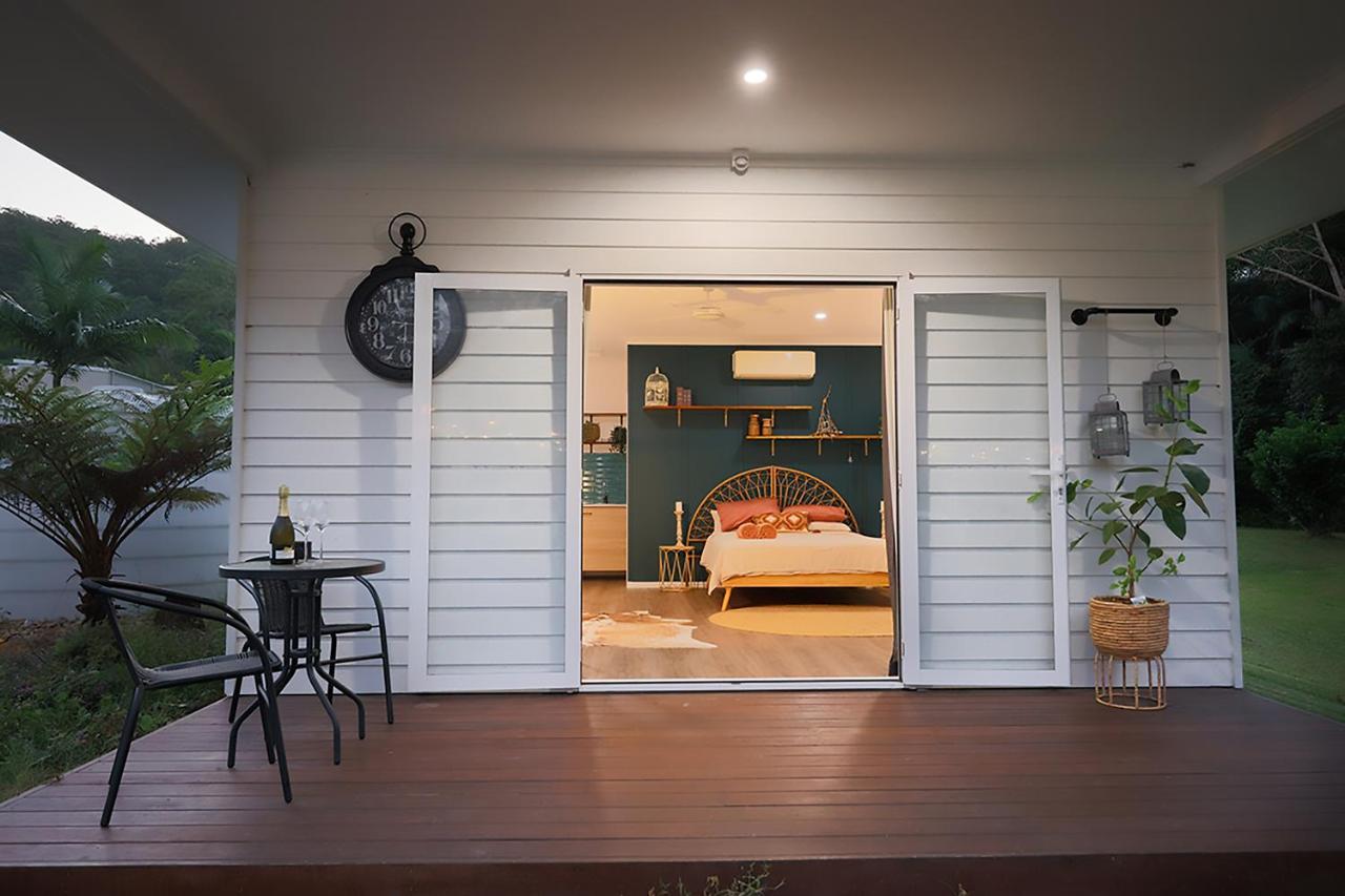 The Poolhaus Retreat - Peaceful Private Studio Valdora Exterior photo